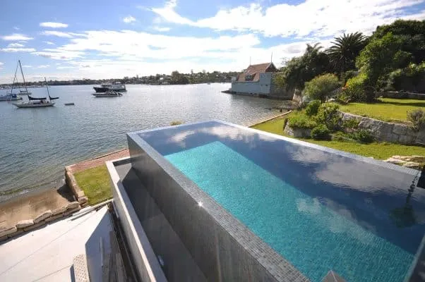 swimming pool tile from pooltile.ca