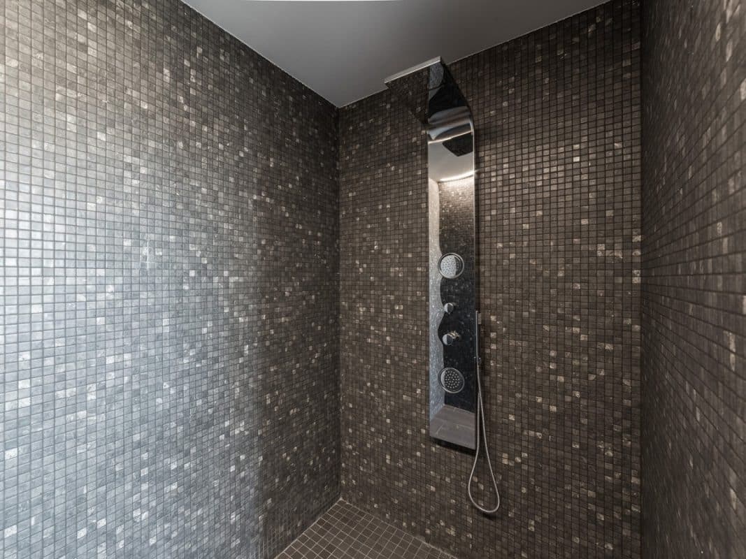 Glass mosaic tile for bathroom
