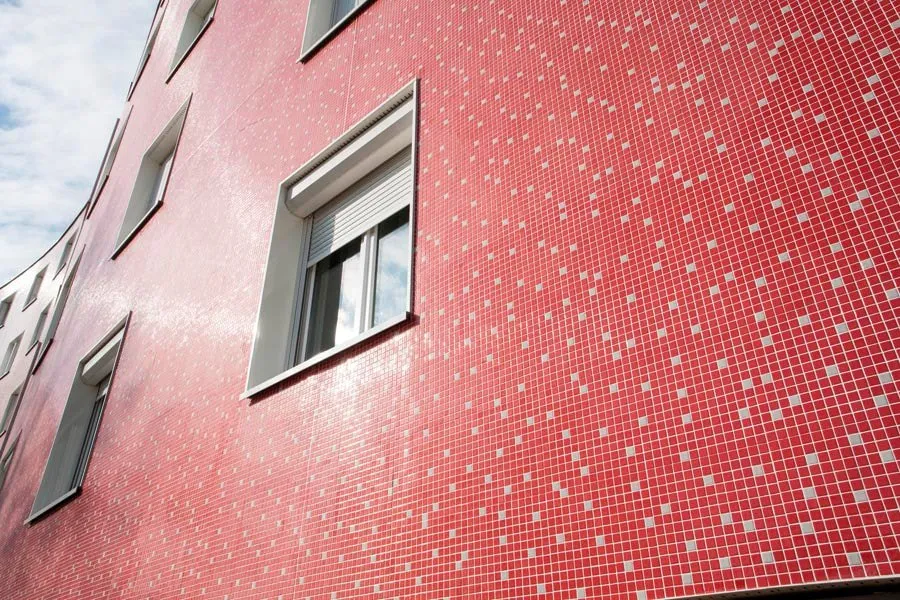 Ezarri’s Serpentin Building Renovation