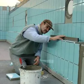 builder pool tile guide